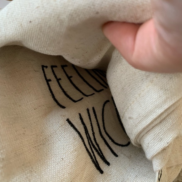 Rae Dunn Napkins - Picture 4 of 4